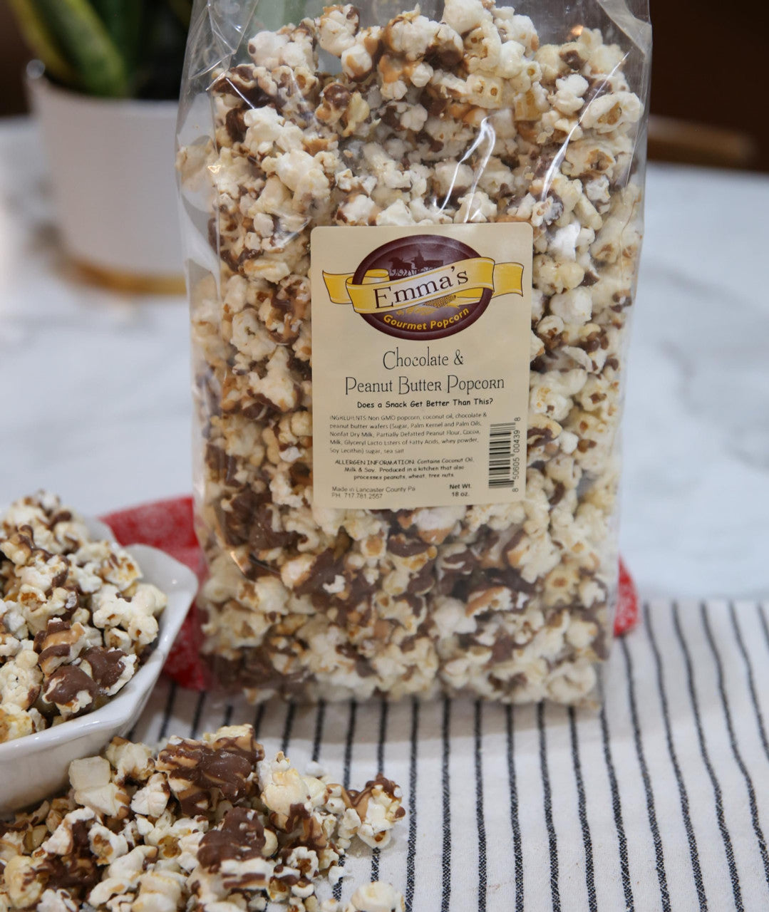 Emma's Gourmet Popcorn - Chocolate and Peanut Butter Popcorn - 18 Oz. Bag