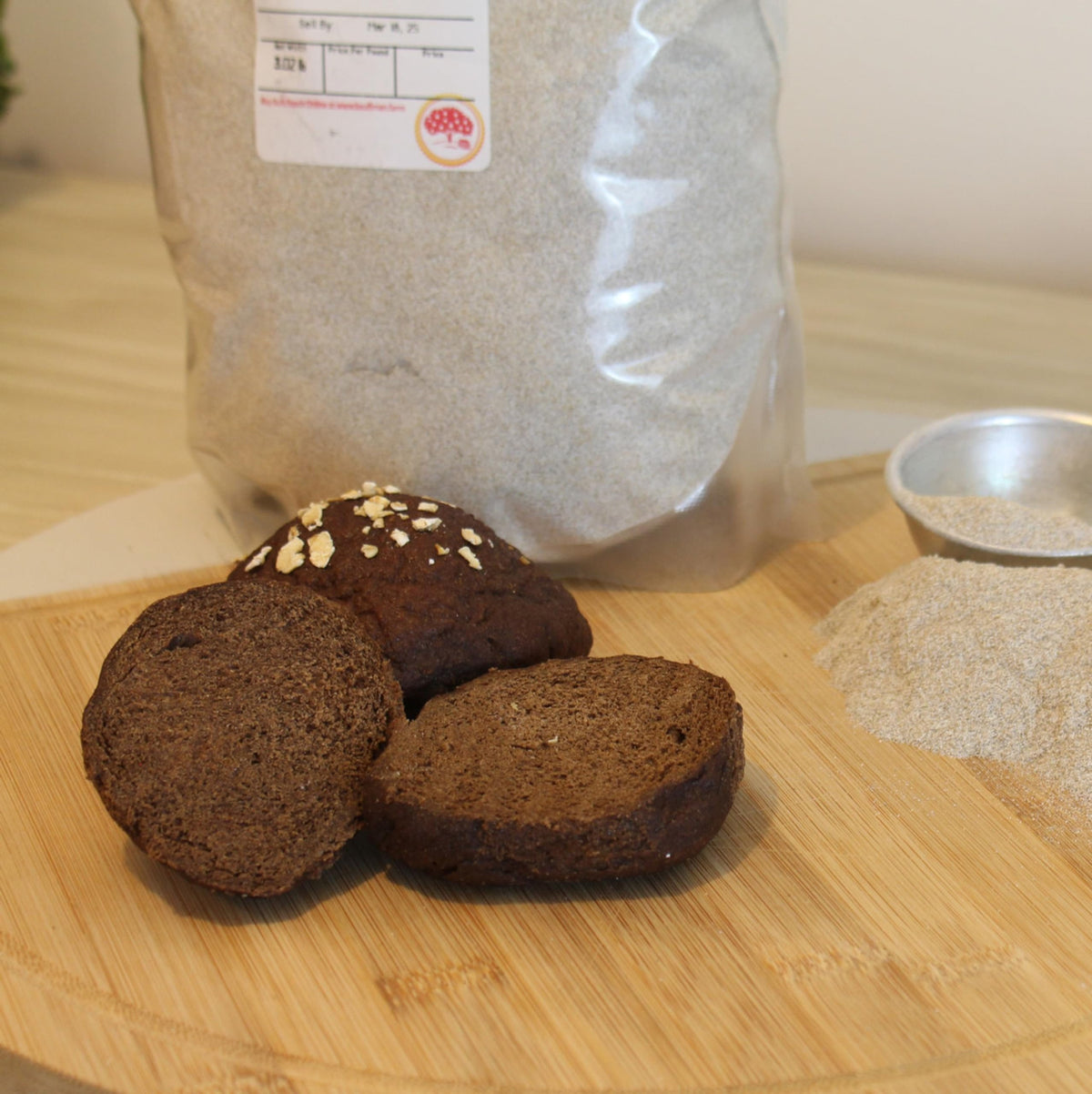 Kauffman Orchards Dark Rye Whole Flour, Fiber Rich, Made From Whole Rye Grain