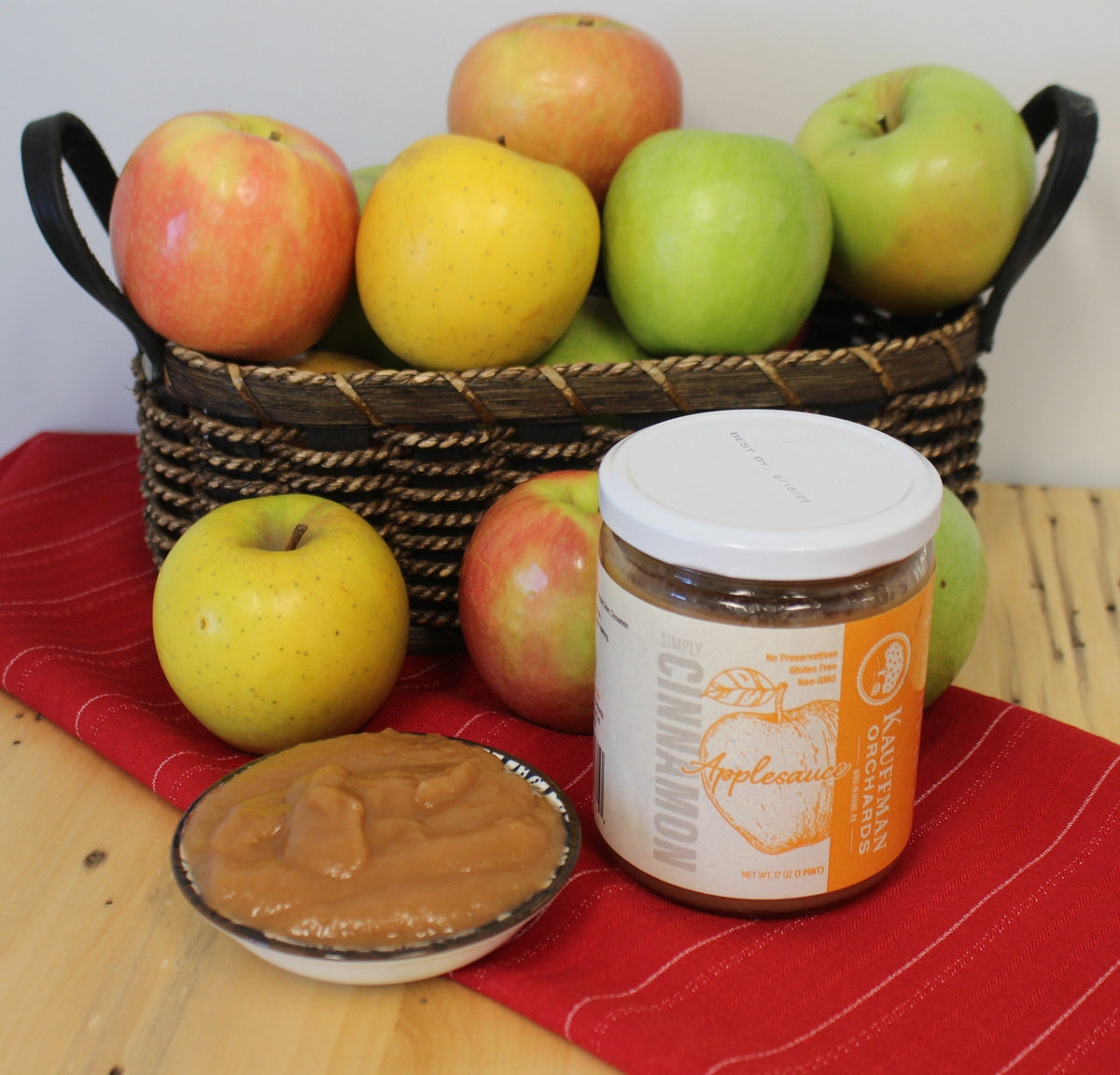 Small Batch Simply Cinnamon Applesauce, No Granulated Sugar Added, 17 oz. Jar
