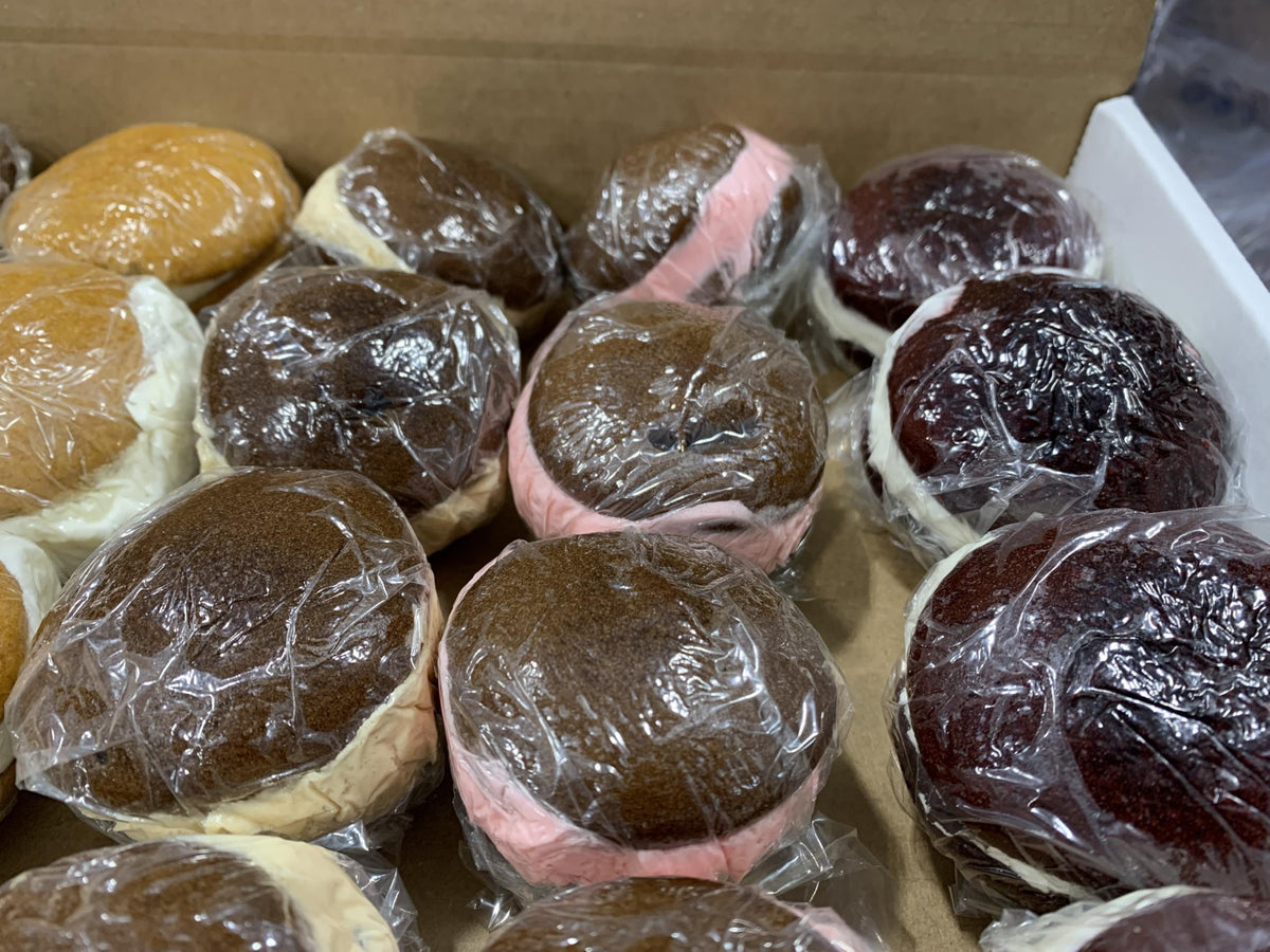 AmishTastes Shady Maple Homemade 9ct Chocolate Whoopie Pies