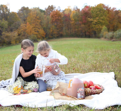 Kauffman Orchards Award-Winning Homemade Fresh-Pressed Apple Cider, Frozen for Shipping, Approximately 0.9 Gallon